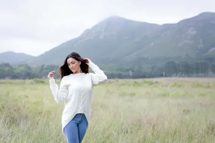 Pullover with cable