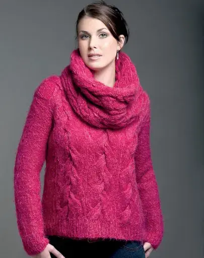 Cabled Pullover